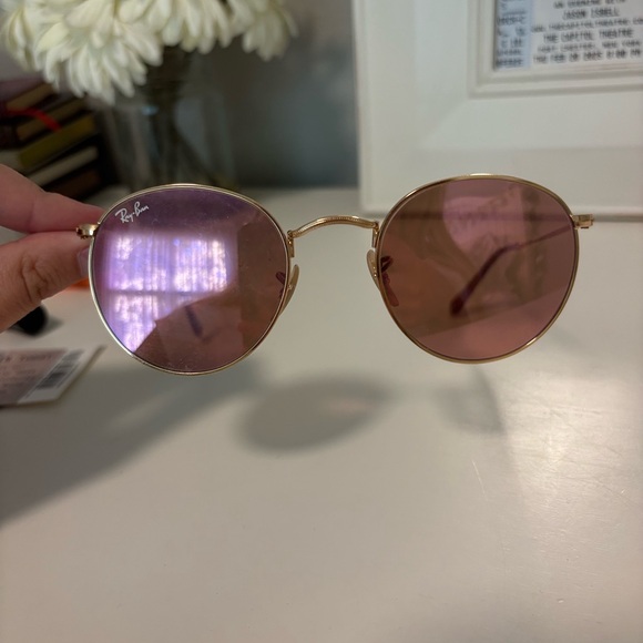 Ray-Ban Gold and Pink Round Sunglasses - Picture 1 of 4